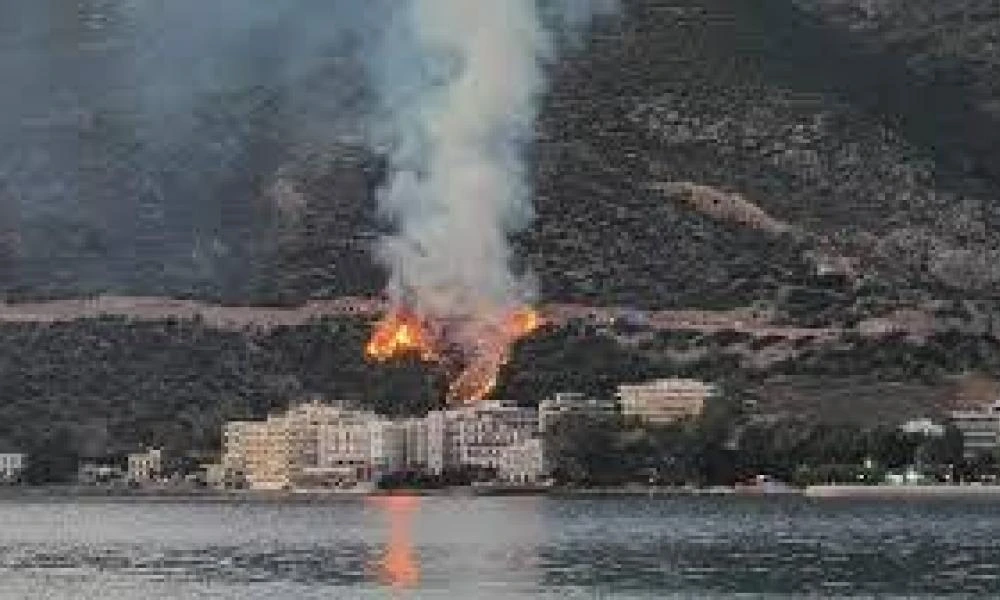 Συνελήφθη 30χρονος για την πυρκαγιά στο Λουτράκι – Είχε στην κατοχή του εύφλεκτα υλικά